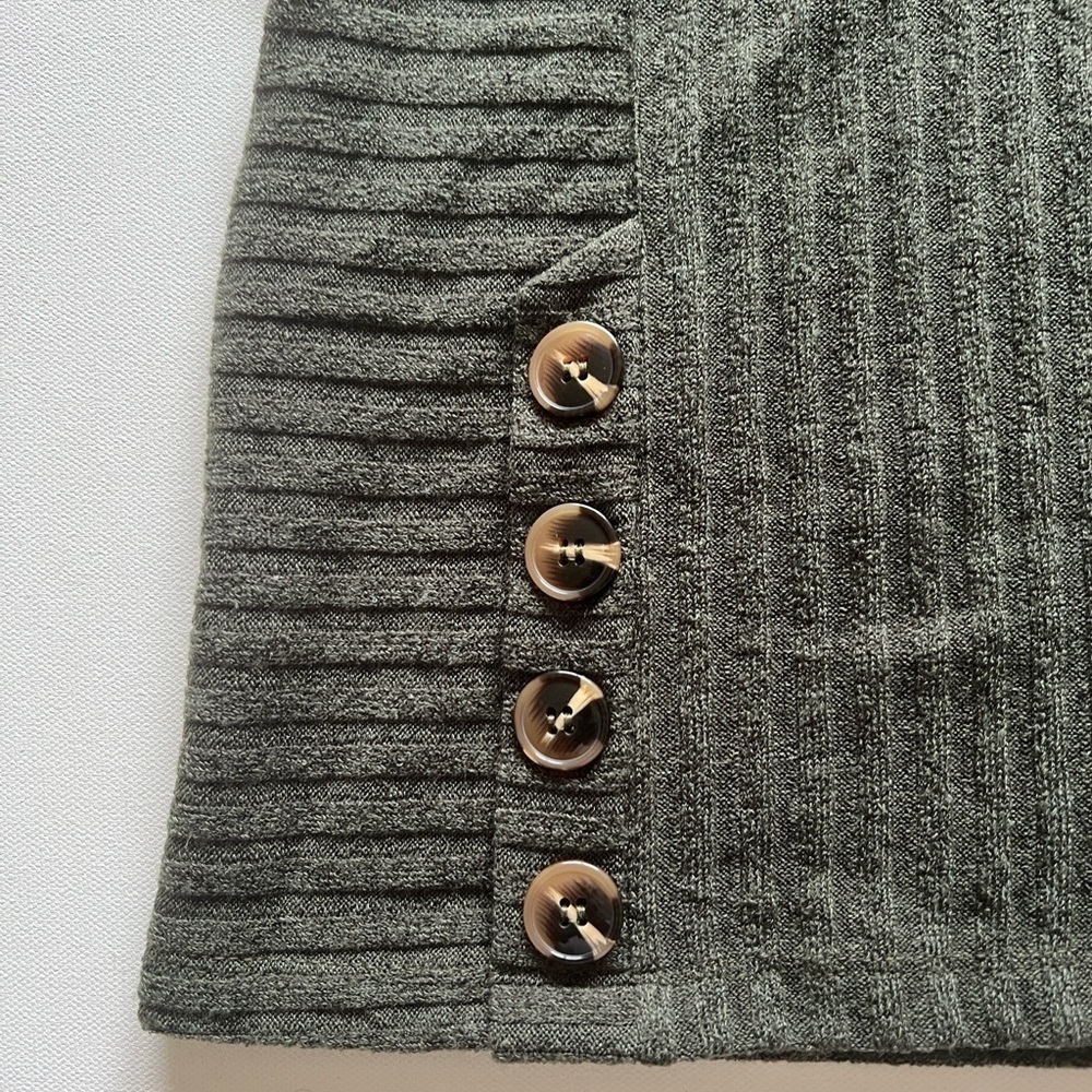 New PARALLEL SKIES Ribbed Button Rolled Sleeve Green Sweater Women SIZE Small - Picture 3 of 8